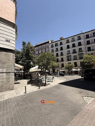 Local comercial en alquiler en Universidad - Malasaña en Madrid