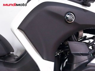 YAMAHA TRICITY 300
