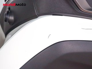 YAMAHA TRICITY 300