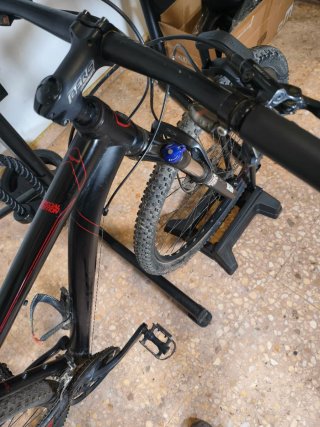 Bicicleta de Montaña Negra