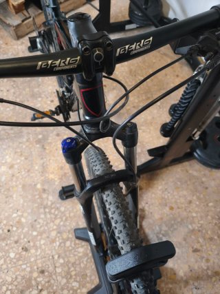 Bicicleta de Montaña Negra