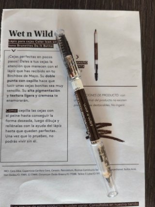 Lote de maquillaje con base Korres Wild Rose