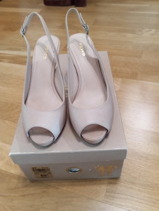 Zapatos de tacón beige N° 37