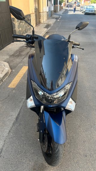 Yamaha Nmax Maxi Scooter Azul