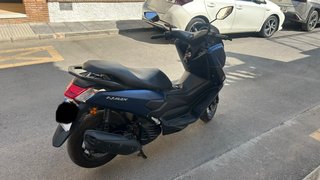 Yamaha Nmax Maxi Scooter Azul