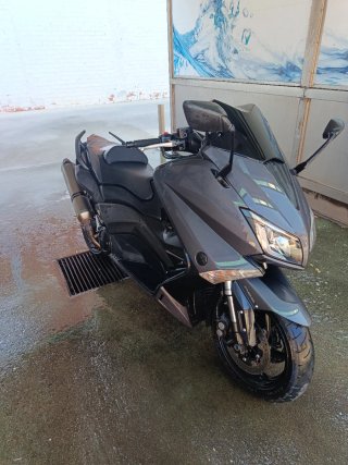 Yamaha T-MAX 530 gris 2016