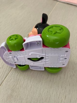 Coche teledirigido Minnie Mouse