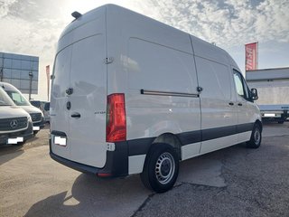 Mercedes-Benz Sprinter 311 media 2022