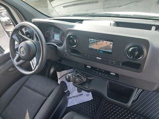 Mercedes-Benz Sprinter 311 media 2022