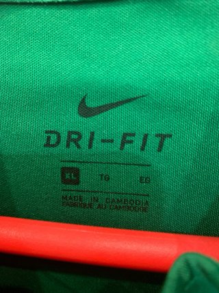 Chaqueta deportiva Nike AE Les Corts-UBAE