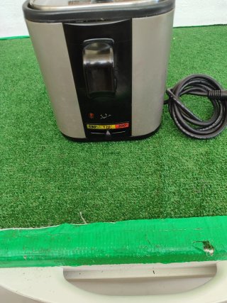 Freidora  pequeña Eléctrica Jata