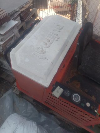 Barredora Fregadora Industrial Naranja