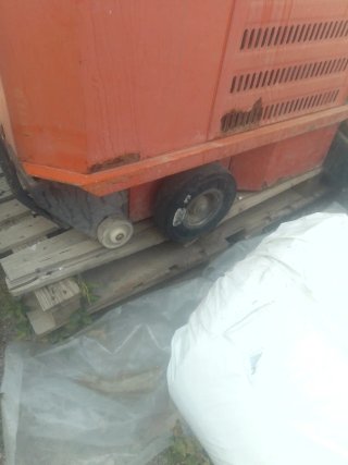 Barredora Fregadora Industrial Naranja