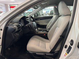 Lexus IS 300h Hybrid Drive Tecno