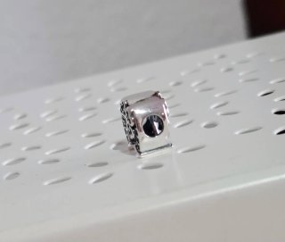 Charm Herradura Trébol Verde y Plata