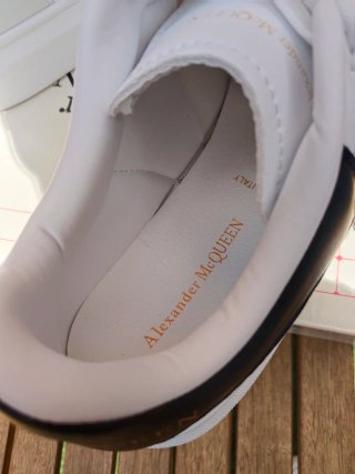Alexander McQueen Zapatillas Blancas y Negras