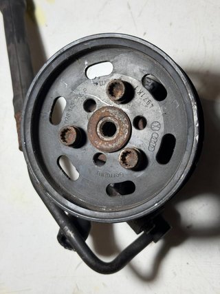 Bomba Dirección VW 8K0 145 156 G