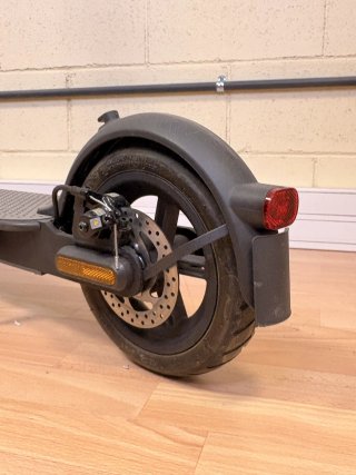 Xiaomi Mi Electric Scooter Essential