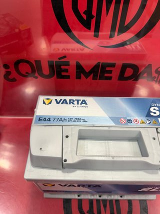 Batería Varta E44 77Ah 12V 780A