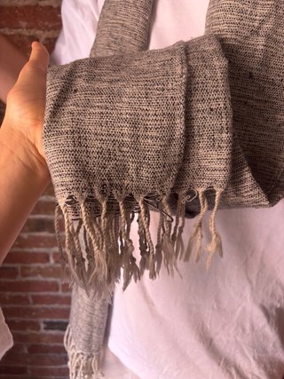 Bufanda gris viscosa/lana