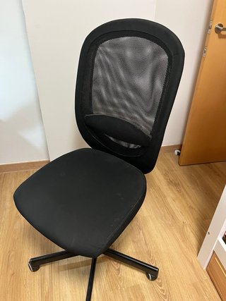 Reposabrazos metálicos con agarre de goma