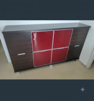 Mueble bajo aparador madera y cristal