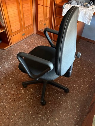 Silla de escritorio negra