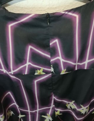 Blusa Custo Barcelona estampada geométrica