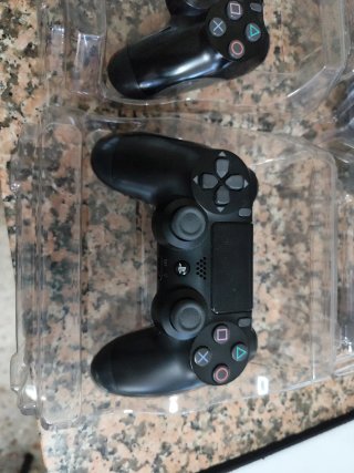 Lote 4 mandos DualShock PS4