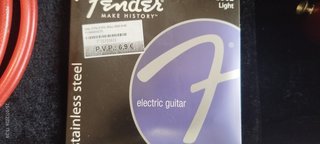 GUITARRA ELECTRICA SQUIER FENDER