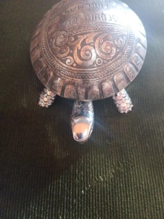 Despertador de tortuga antiguo