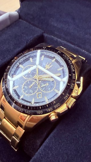 Reloj Maserati Traguardo Acero Dorado Cronógrafo