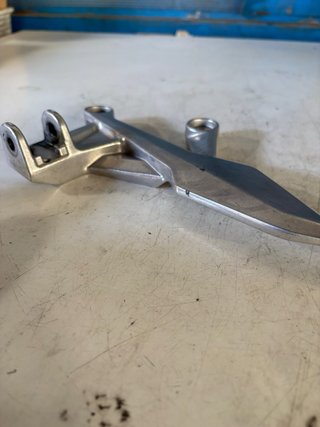 Soporte Estribera Izquierda Honda hornet 750 2023