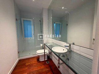 Ático en alquiler en Jerónimos en Madrid