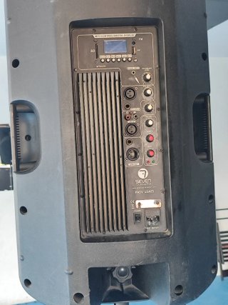 Altavoz profesional Seven pasv 15 aes con trípode