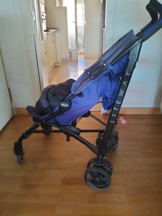 Silla de paseo ligera con saco