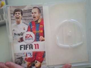 Caratulas little big planet y Fifa 11 PSP