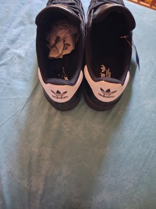 Adidas Superstar Negras Talla 39 1/3 Nuevas