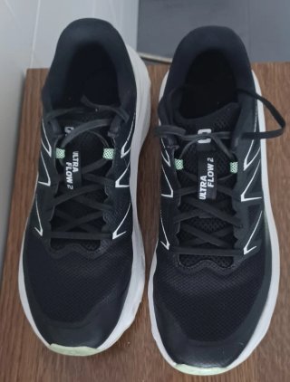 Zapatillas Salomon Negras y Verdes