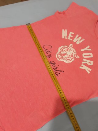 Camiseta H&M, New York Tiger, S-M, rosa, muy nueva