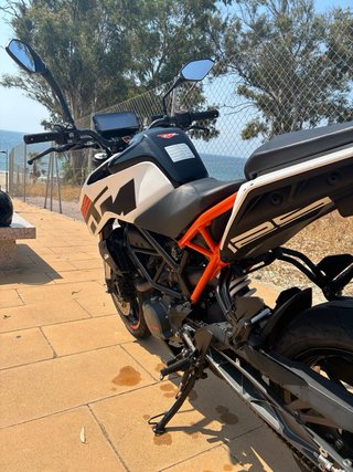 KTM Duke 125