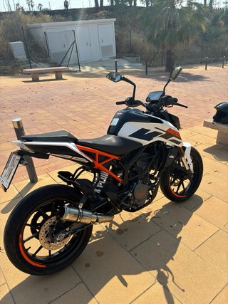 KTM Duke 125