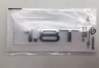 EMBLEMA CROMADO LATERAL O TRASERO AUDI 1.8T