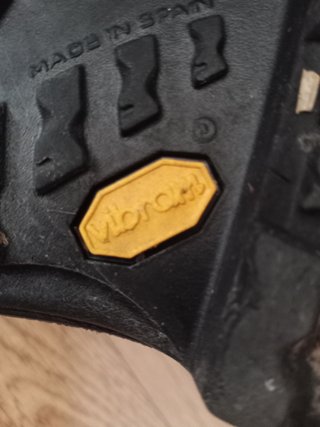 Botas FAL Goretex Negras