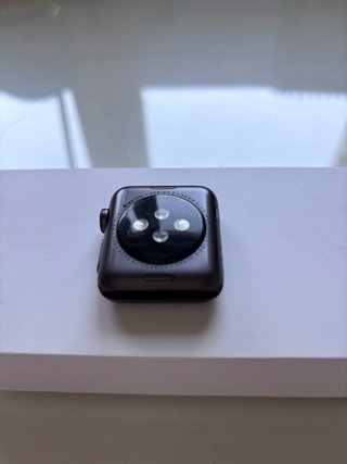 Apple Watch Series 3 38mm aluminum case