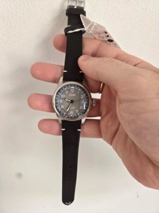 Oris big crown pointer date