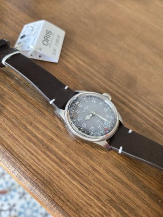Oris big crown pointer date
