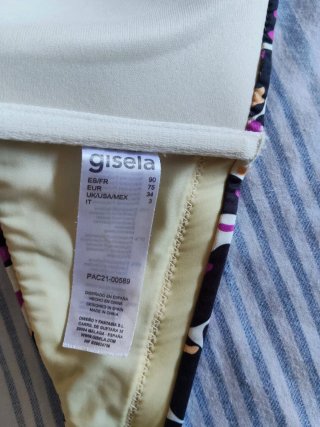 Bikini Gisela estampado morado y amarillo