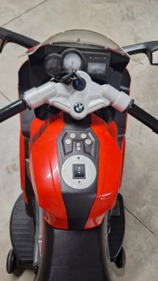 Moto BMW K 1300 S Roja y Negra