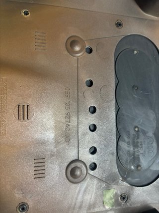 Tapa motor Audi V6 TDI A6 C5 Avant(c)